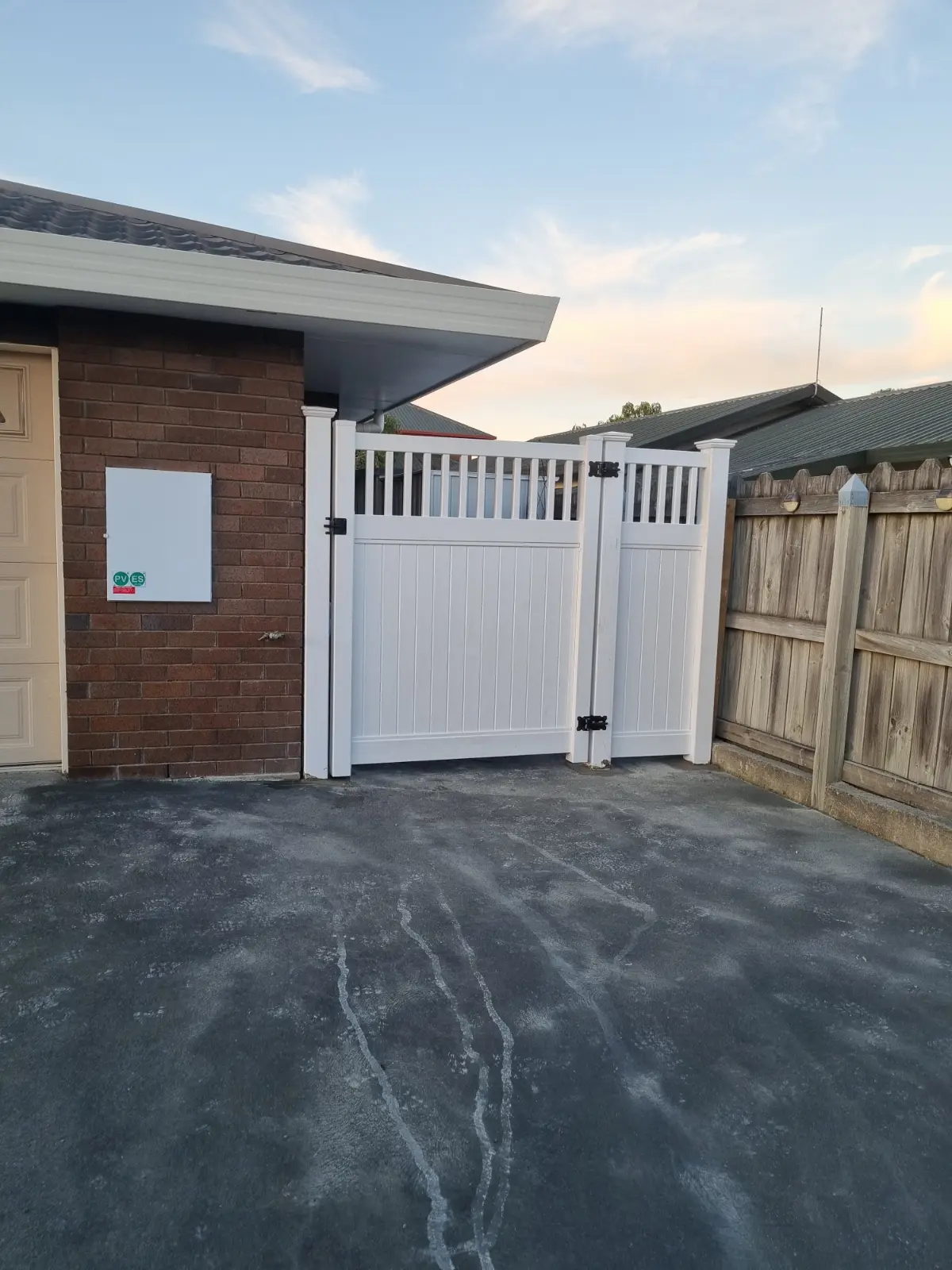 PVC Fence with Trellis